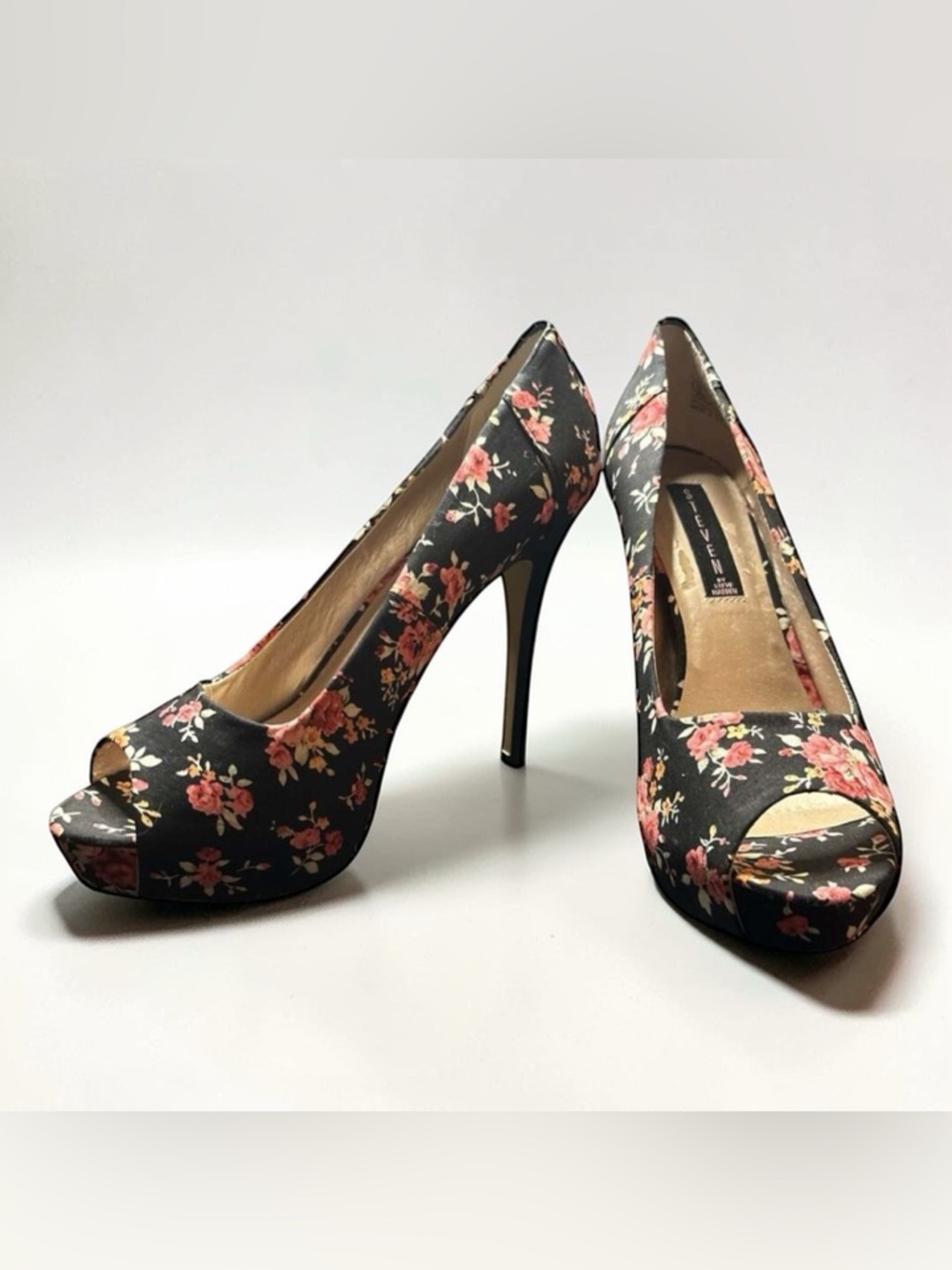 Steve Madden Floral Satin Peep Toe Platform Pumps